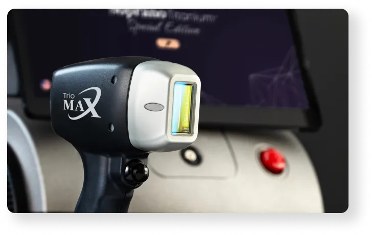 Close-up of the Soprano Titanium TRIO MAX applicator